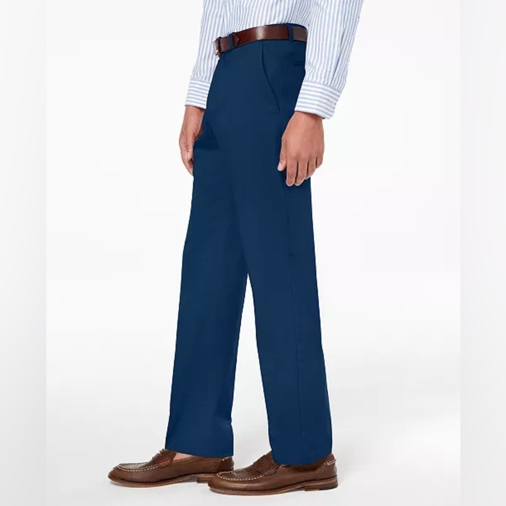 New TOMMY HILFIGER
Men's Modern-Fit TH Flex Stretch Solid Performance navy blue